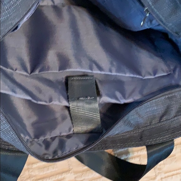 New Discount Tire laptop bag with many compartment - Picture 11 of 16